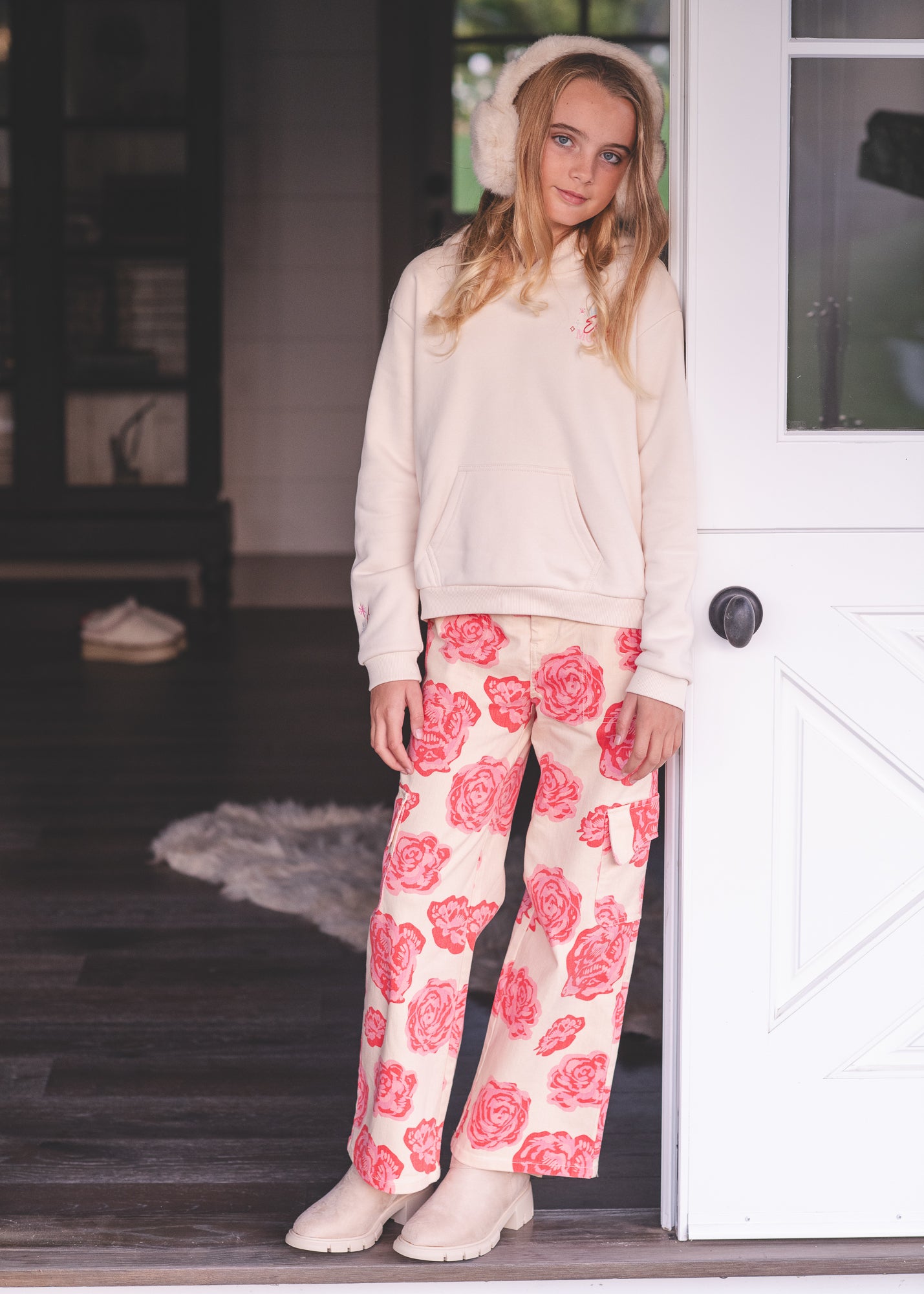 Wild Roses Bestie Cargo